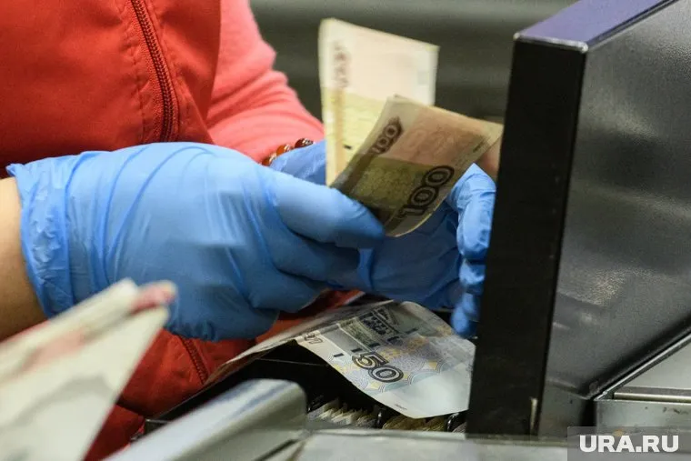 В Курганской области в Шадринске микрозаймовые организации работают в период карантина