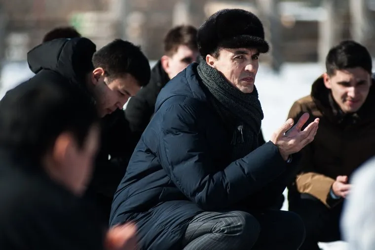 Празднование национального праздника «Навруз» в загородном культурно-развлекательном центре «Парк Сказов». Свердловская область, Арамиль