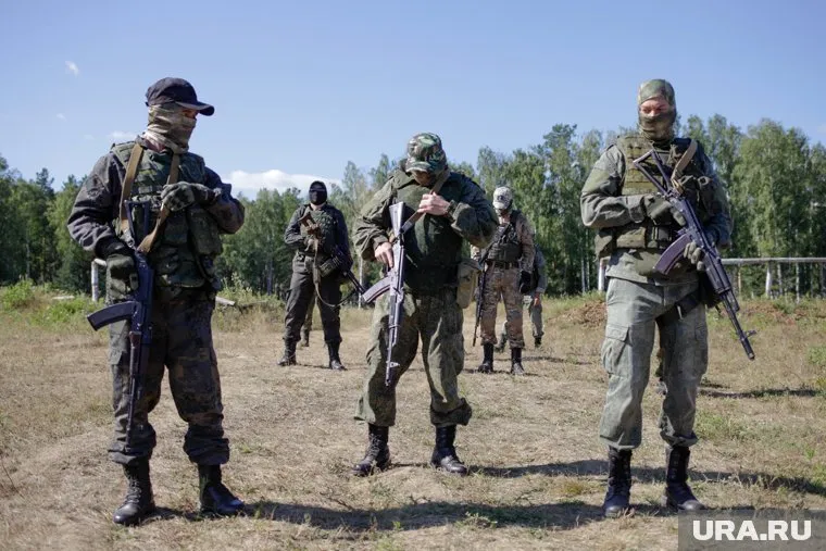 В России продолжается частичная мобилизация, все больше добровольцев прибывают в военкоматы (архивное фото)
