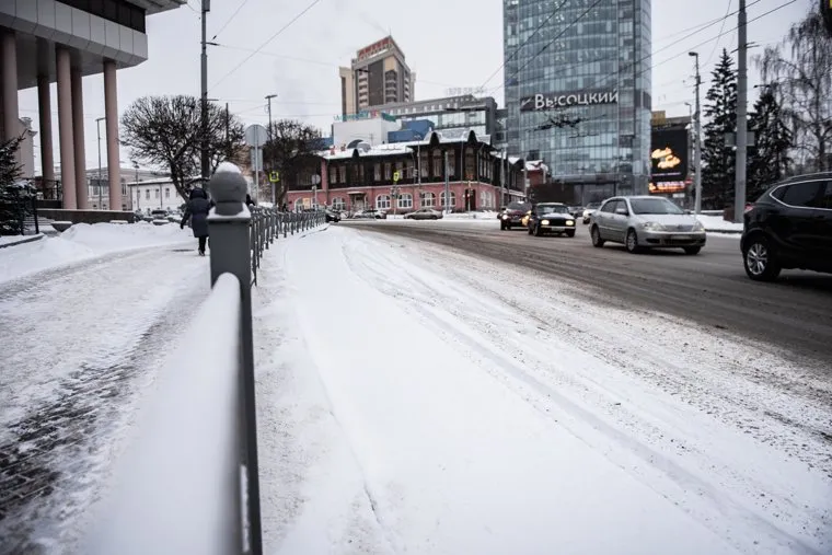 Уборка улиц в Екатеринбурге