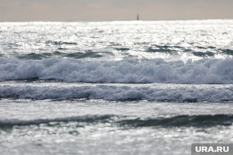 Высота волн в конце ноября доходила до 9 метров