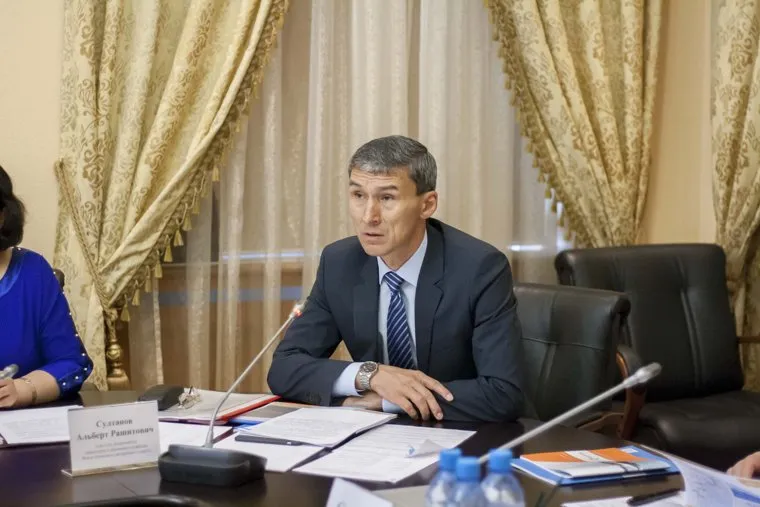 Совещание по теплоходам, рашитов альберт, департамент транспорта янао, султанов альберт