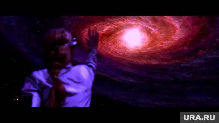 Эпизод из фильма "Контакт" (1997 г.), в котором на радиосигнал ответили