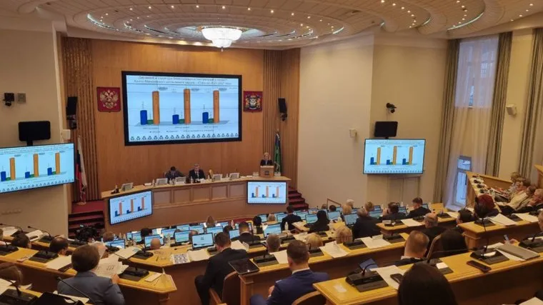 На совместном заседании комитетов думы ХМАО депутаты протестировали новую систему