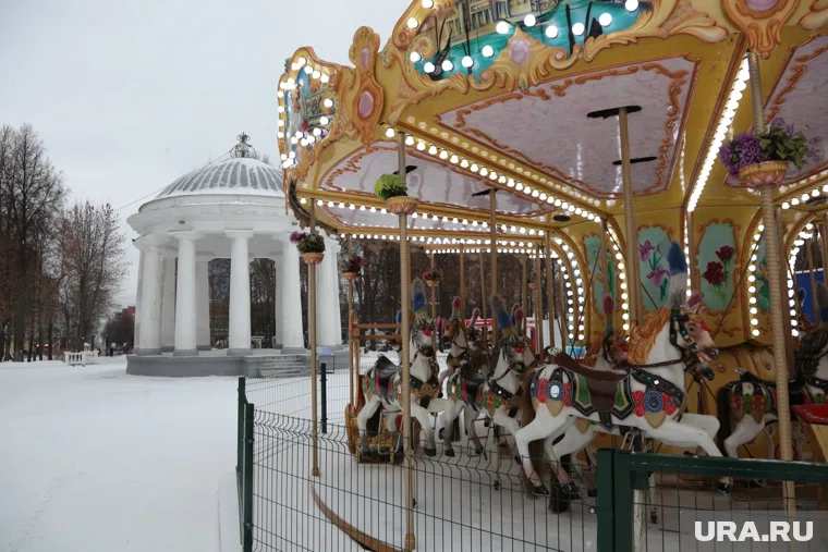 Ротонда в парке Горького имеет уникальную конструкцию, которую можно показать туристам