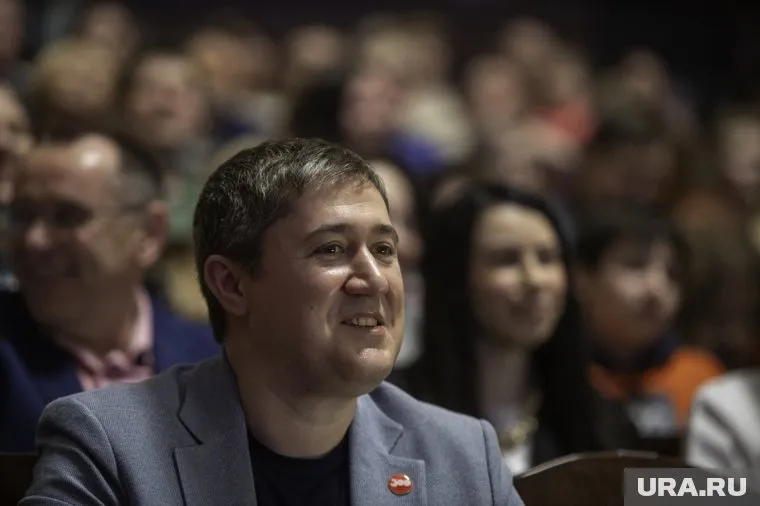 Дмитрий Махонин признался, что вставил пару строчек в неофициальный гимн Перми