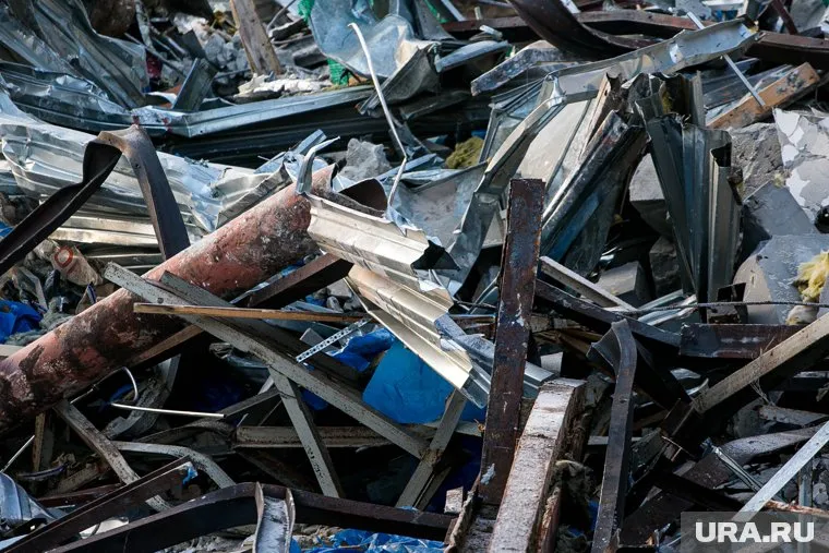 После землетрясения в Турции есть сотни пострадавших, среди которых 195 человек погибло, пишет AP