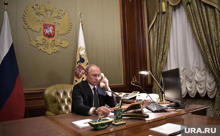 Владимир Путин заявил, что огонь в Нагорном Карабахе нужно прекратить как можно скорее (архивное фото)