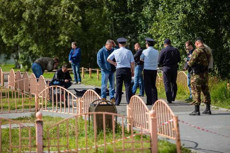 Резня на проспекте Ленина. Сургут, полиция, труп нападавшего