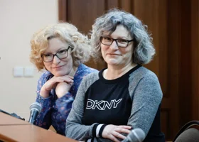 Чем занимаются во время домашнего ареста курганские сестры Камшиловы, обвиняемые в автоподставах