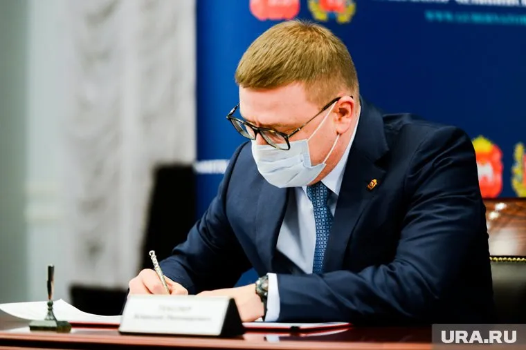 Алексей Текслер готовится к встрече с Владимиром Путиным