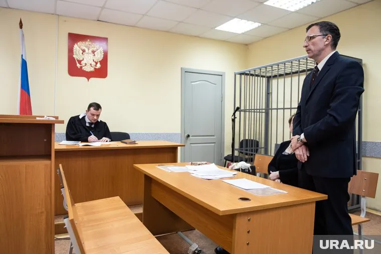 Следователи хотели, чтобы хирург «ответил за всех»