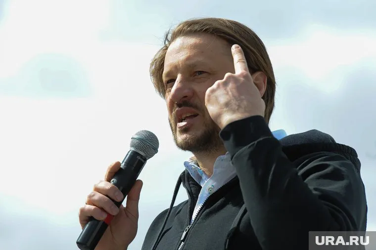 Николай Сандаков пишет о боге