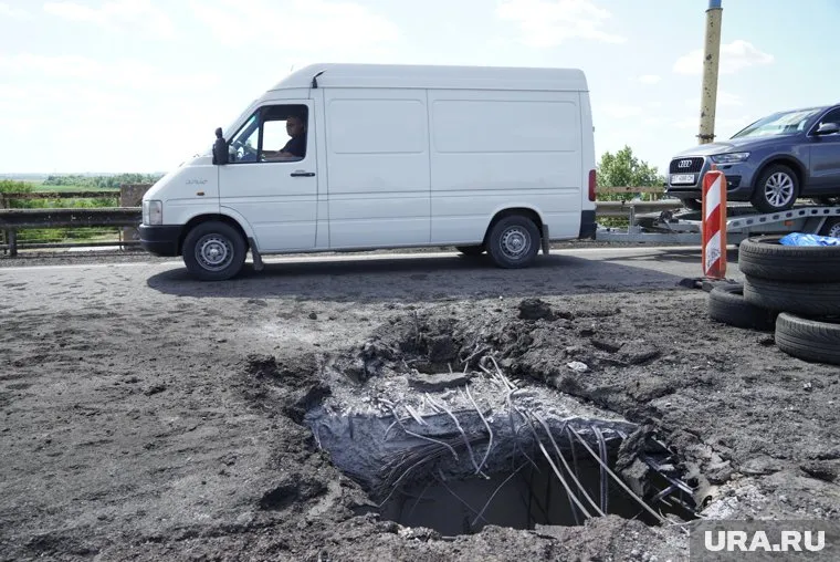 По словам Стремоусова, ответ на обстрелы Украине будет жестким