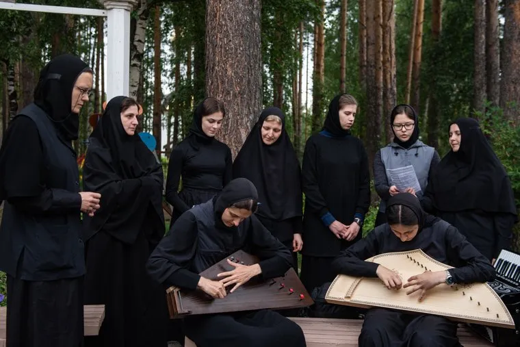 Среднеуральский женский монастырь в честь иконы Пресвятой Богородицы «Спорительница хлебов». Свердловская область, Среднеуральск