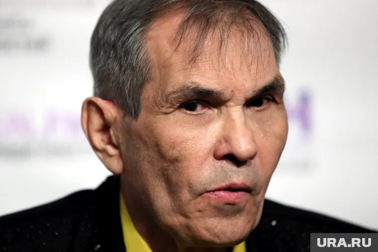 Бари Алибасов не может вспомнить, где он находится