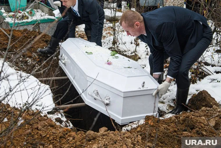 Человек, сбежавший из группировки похоронщиков, рассказал, как устроен их бизнес