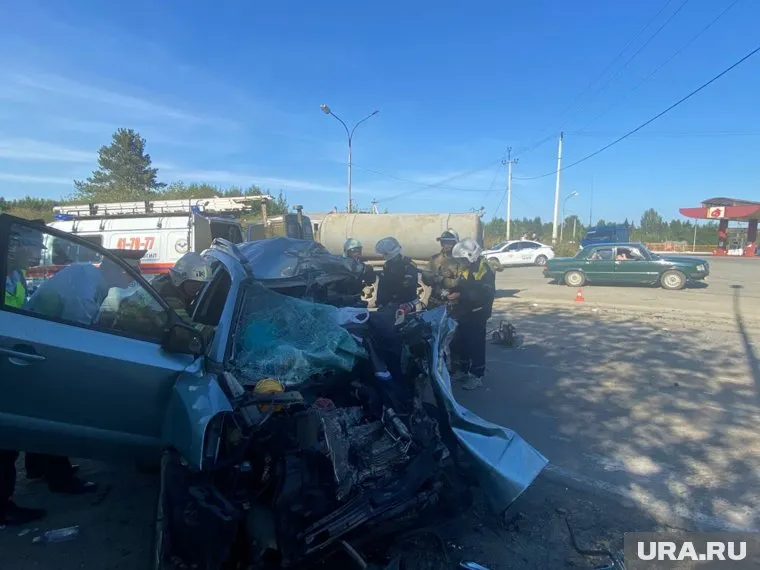 В Нижнем Тагиле свердловчанин на иномарке устроил смертельное ДТП
