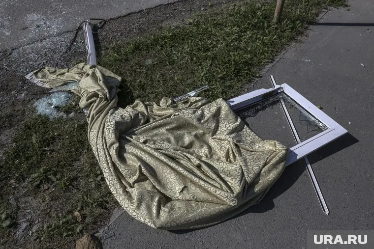 В результате взрыва в жилом доме в Челябинске погибла мать и двое несовершеннолетних детей