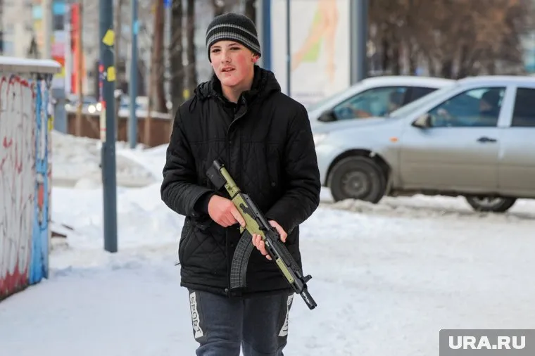 Родители дали ребенку деньги на новую игрушку