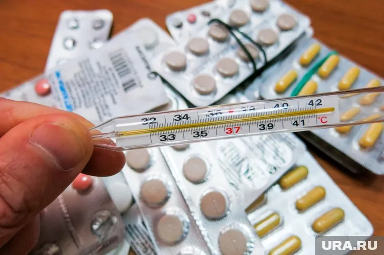 Летальность гонконгского гриппа в два раза выше, чем у свиного, сказал Евгений Тимаков