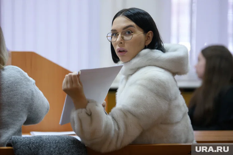 Яна Макарова обвиняется в мошенничестве