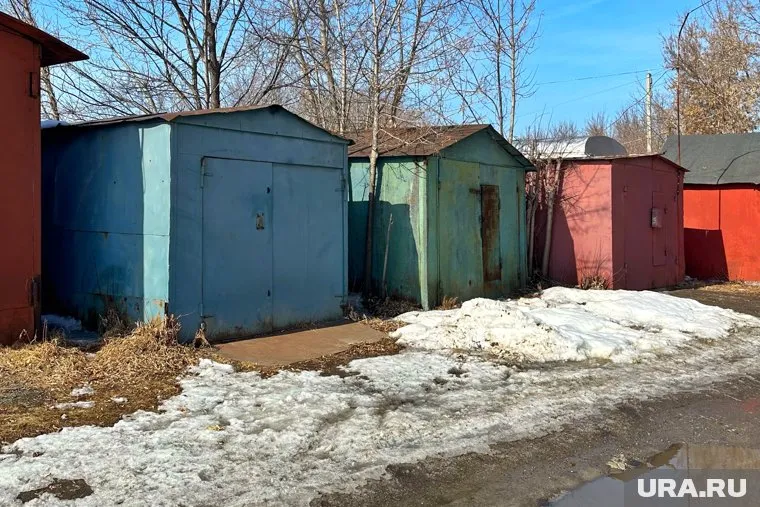 Средняя стоимость гаражей в Челябинске составляет от 220 до 320 тысяч рублей, машиномест —1 млн рублей