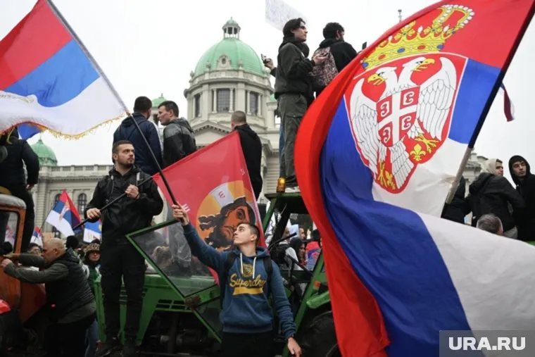 Значимых инцидентов на протестах в Сербии не зафиксировано
