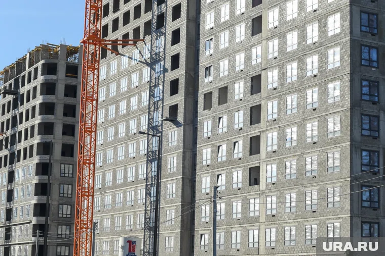 Новостройки продолжают расти в цене, но предложений все меньше