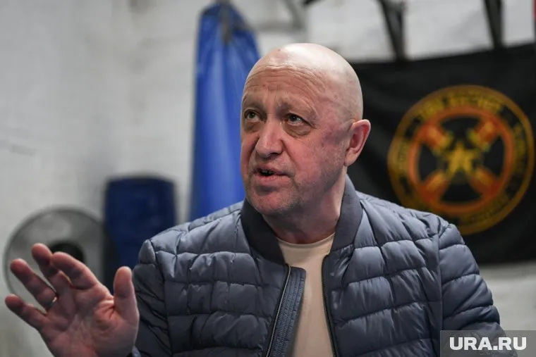 Евгений Пригожин находился на борту упавшего самолета