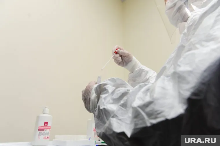 Число выявленных случаев COVID-19 за минувшие 7 дней выросло в мире более чем на 2,4 миллиона