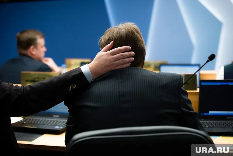 Неугодных городских чиновников смогут увольнять главы регионов