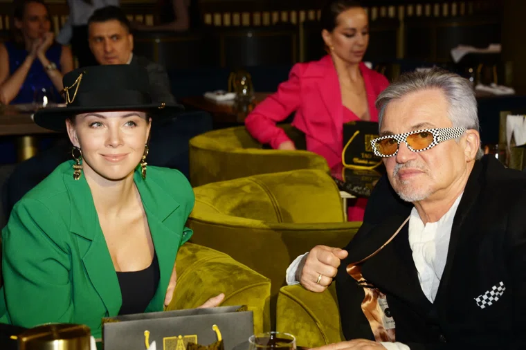 Полина Диброва с детьми переехала в дом рядом с экс-мужем