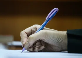 Вице-премьер Мантуров провел совещание с губернаторами Тюменской области и Югры