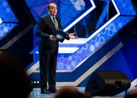 В КВН рассказали, когда россияне смогут попрощаться с Масляковым