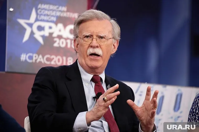 Владимир Путин — «легитимная военная цель» для Запада, заявил Джон Болтон