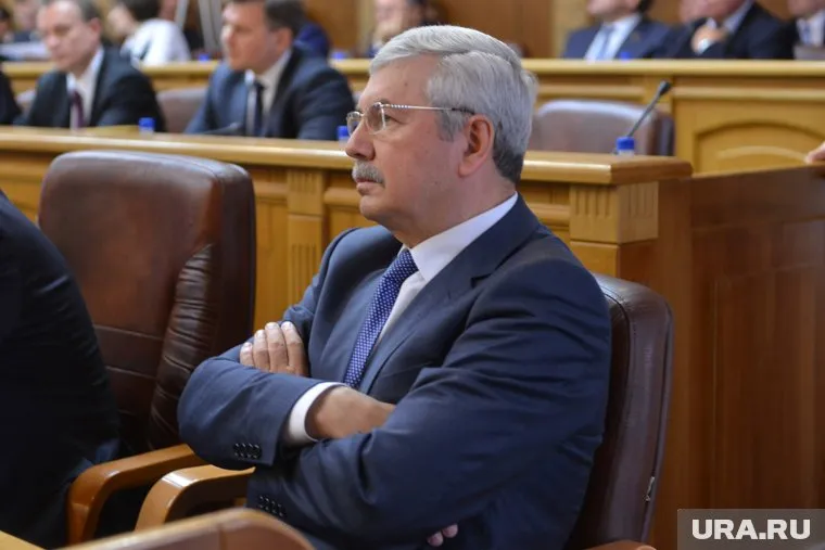 Владимир Мякуш вызывает партийцев на серьезный разговор