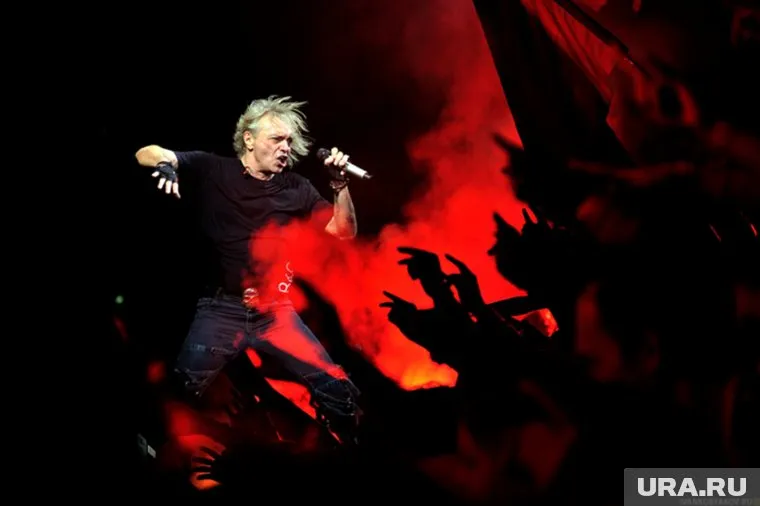 Концерты в Екатеринбурге, Перми и Новосибирске должны были пройти 8, 10 и 12 ноября