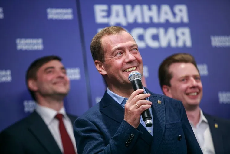 Праймериз Единой России. Москва, медведев дмитрий
