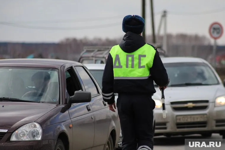 В Курганской области у водителей и пассажиров автобусов межрегиональных рейсов проверяют документы