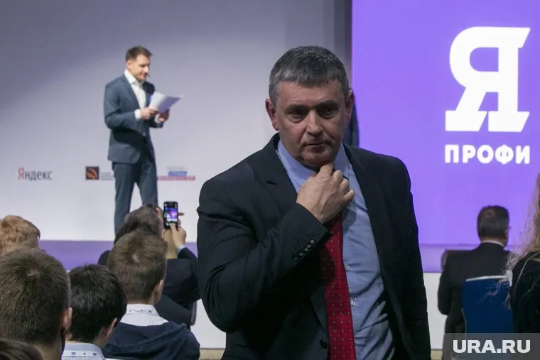 Ректор УрФУ Виктор Кокшаров зарабатывает в год более 13 млн рублей