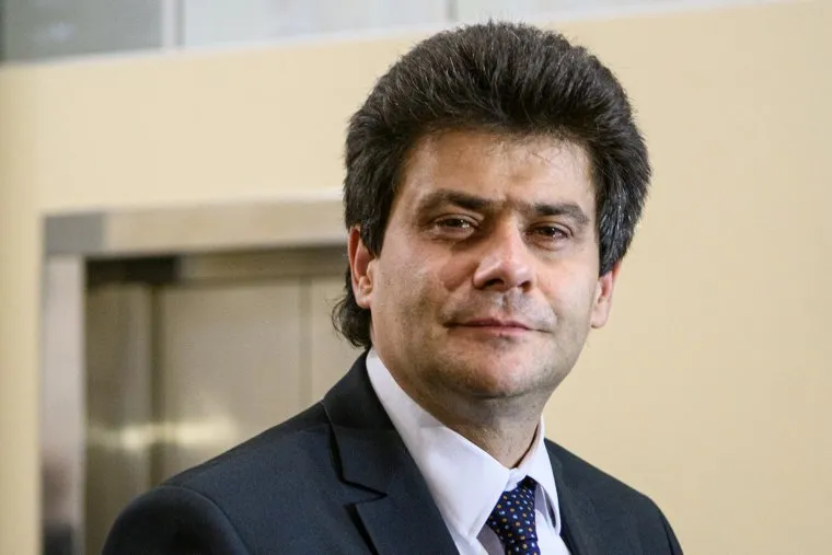 Подсчёт бюллетеней опроса по храму Святой Екатерины. Екатеринбург