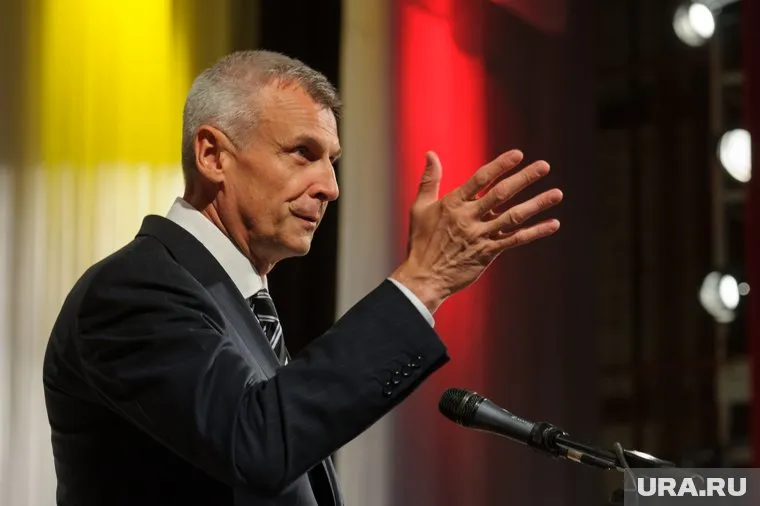 Руководители градообразующих предприятий согласились с кадровым предложением Носова