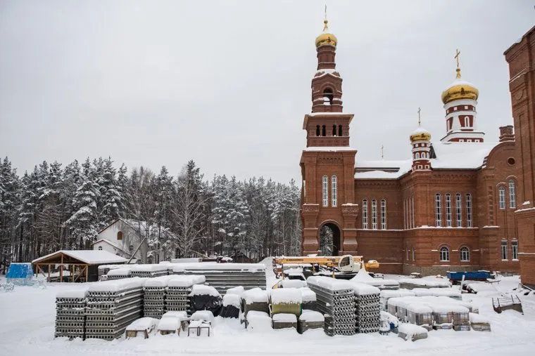Среднеуральский женский монастырь в честь иконы Пресвятой Богородицы «Спорительница хлебов». Свердловская область, Среднеуральск