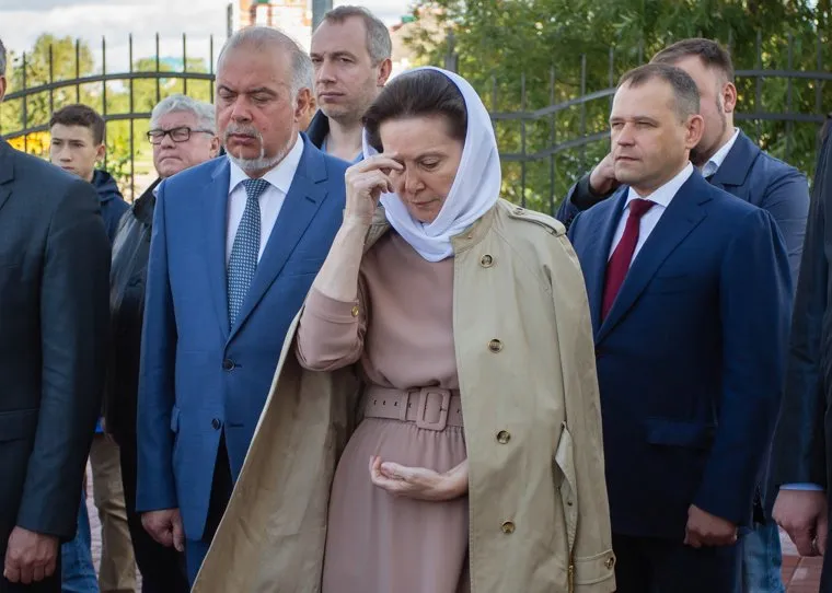 Освящение храма в честь святой мученицы Татьяны. Сургут, Ерохов, Шувалов Вадим, комарова крестится