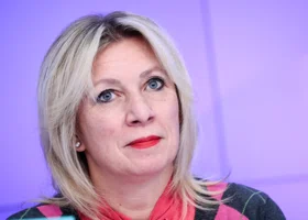 Подлый план ЕС по срыву встречи Путина и Трампа и долгосрочный мир после СВО: главное из интервью Захаровой