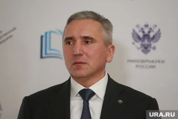 Моор поздравил тюменский СОБР с юбилеем