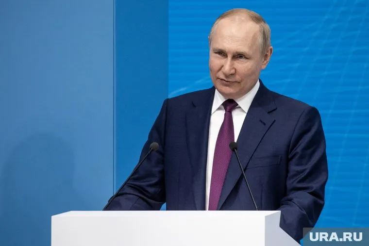 Все проблемы Европы произошли из-за неправильных решений европейского руководства, заявил Путин