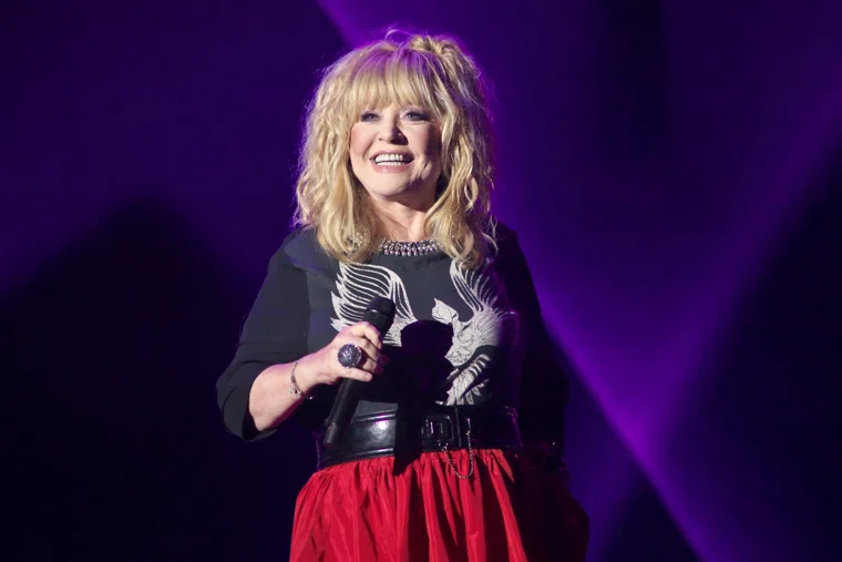 Россияне считают Пугачеву иноагентом, хотя она не получала такого статуса