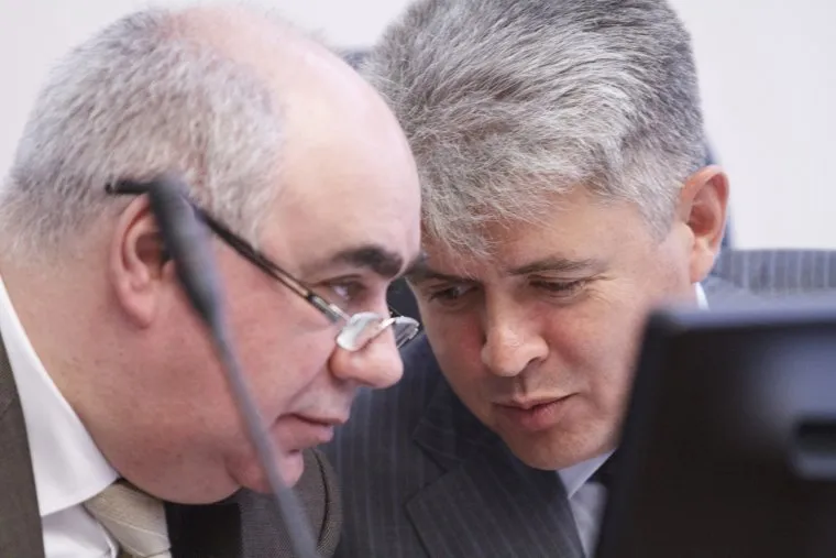 Конференция медиков. Годовой отчет по майским указам Путина, белявский аркадий, шелякин валерий